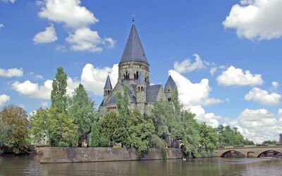 Vacation Rentals In Lorraine