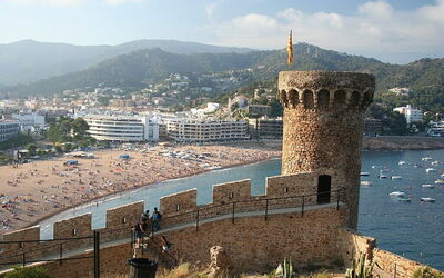 Tosse de Mar and her castle remains