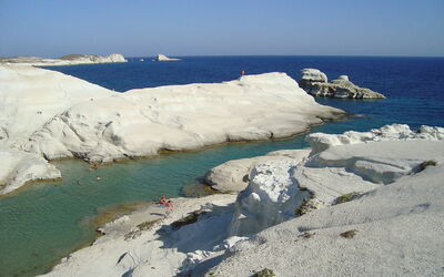 Sarakiniko Beach