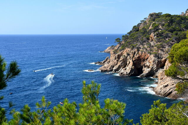 Nearby beaches of the Costa Brava