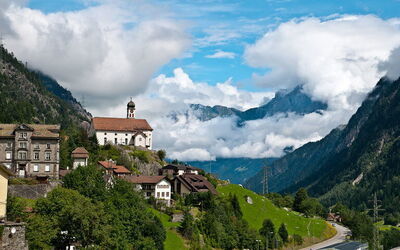 Vacation Rentals In Uri