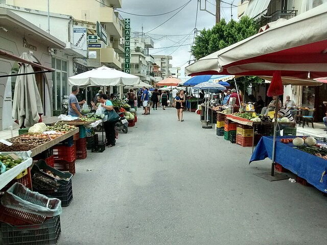 Moires Market