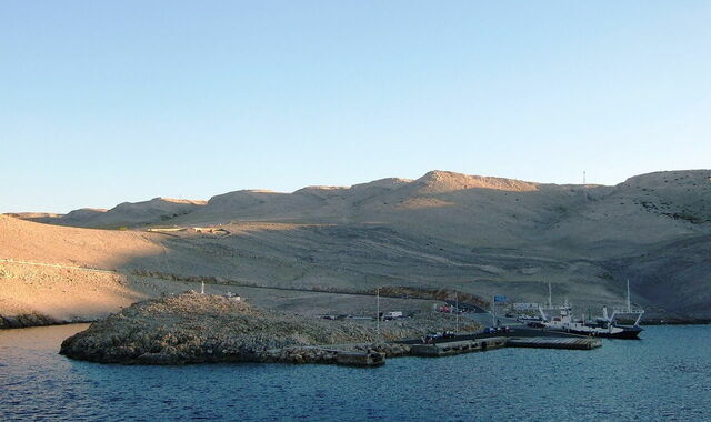 Žigljen Harbour, Pag
