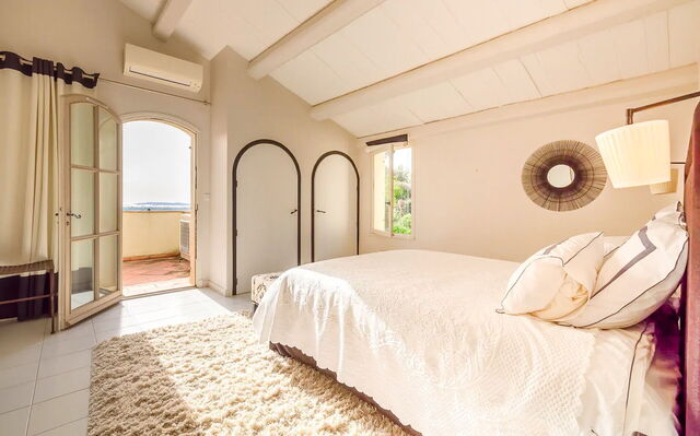 Villa Franca Roc, bedroom