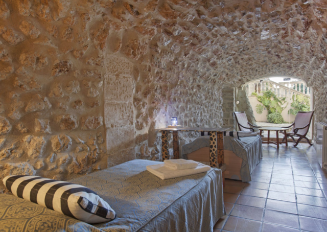 Villa Son Real, bedroom