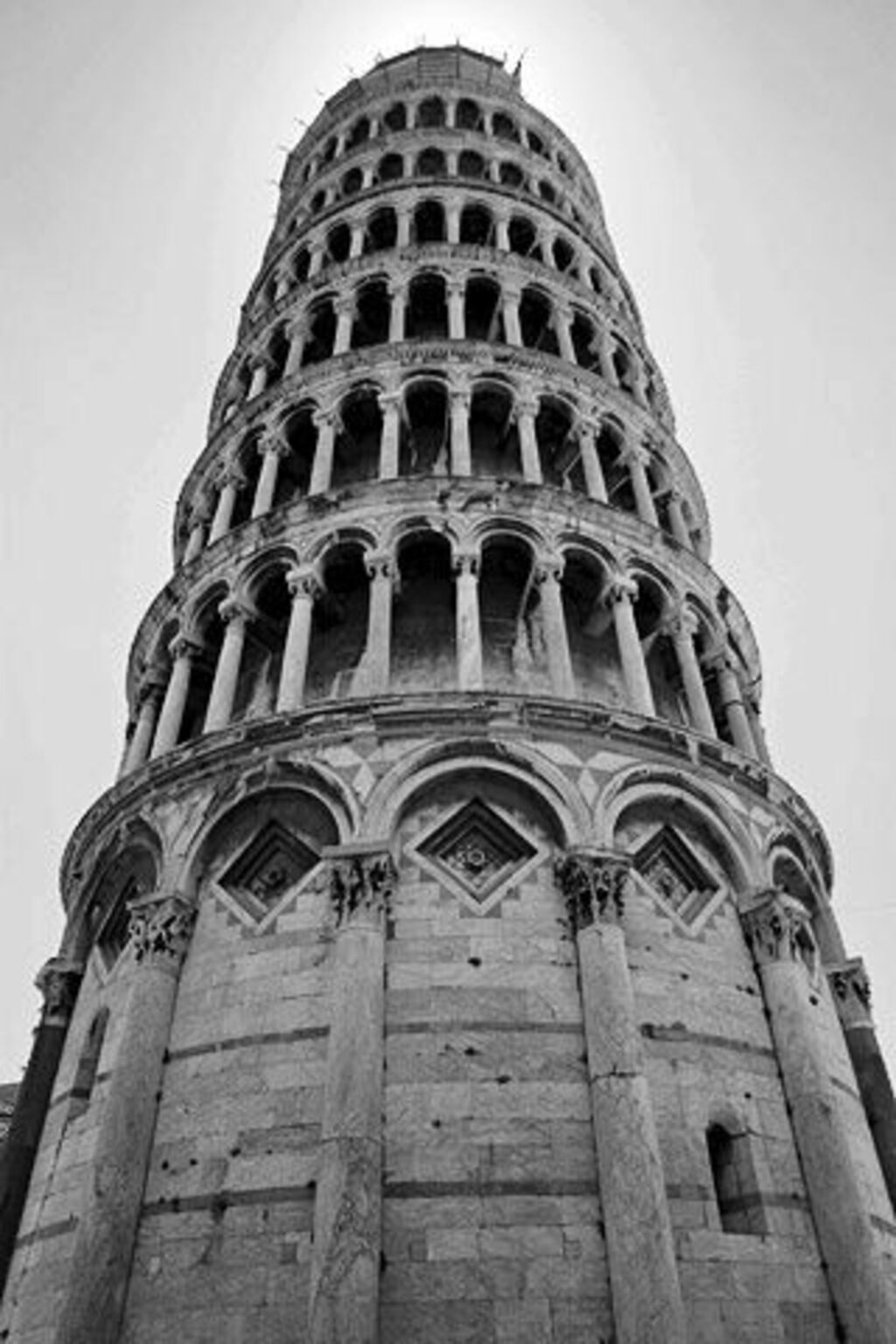 Alles was Sie über den schiefen Turm von Pisa wissen müssen!