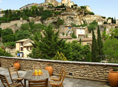 La Maison Si Tranquille, terrace