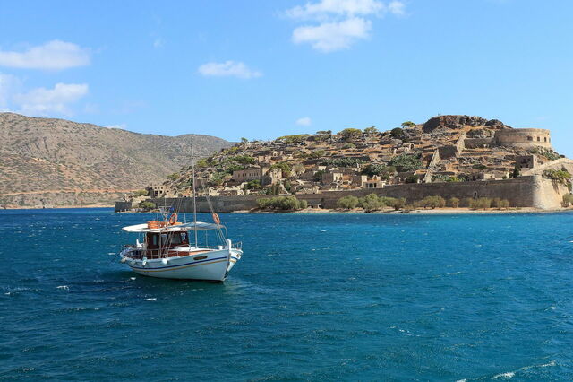 Crete cruise