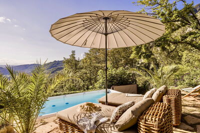 Villa Chiovada, pool