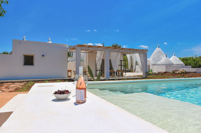 Trulli Fontana, pool