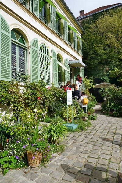 Musée de la Vie Romantique, exterior