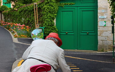 Painting in Giverny