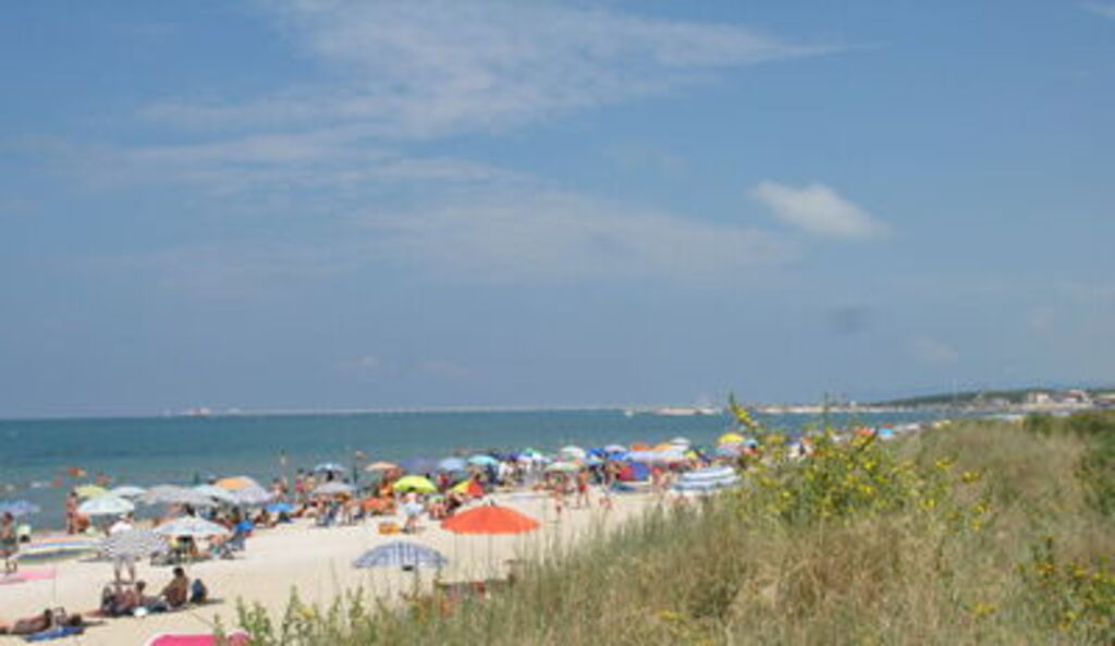 Vada Beach
