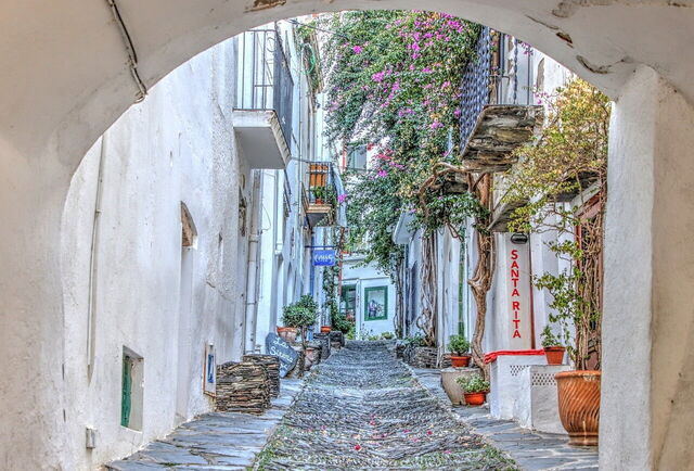 An alley in Cadaqués
