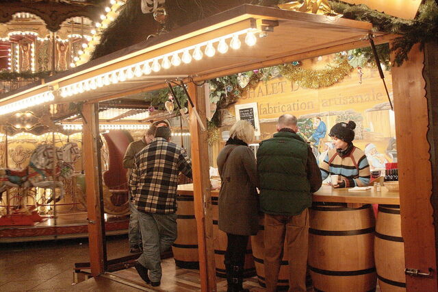 A Christmas market in Avignon