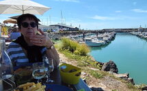 Photo submitted by guest of Roses Tremières