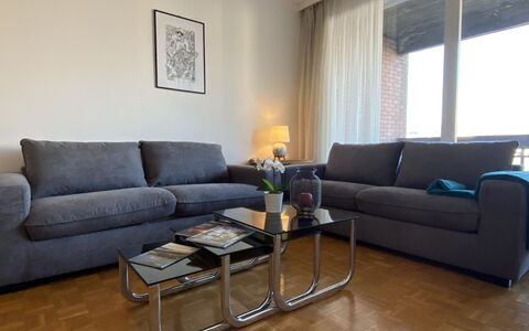App. Paradiso: Couch, Property, Furniture, Comfort, Living Room, Interior Design, Wood, Building, Studio Couch, Architecture