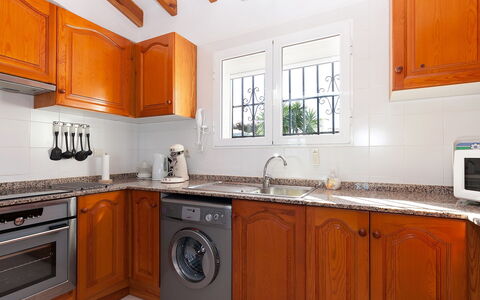 Stella: Brown, Cabinetry, Countertop, Property, Sink, Kitchen Sink, White, Tap, Kitchen Stove, Wood