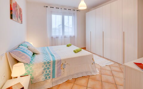 La Casina Del Canneto: Bedroom, Room, Bed, Property, Furniture, Bed Sheet, Interior Design, Bed Frame, Real Estate, Bedding