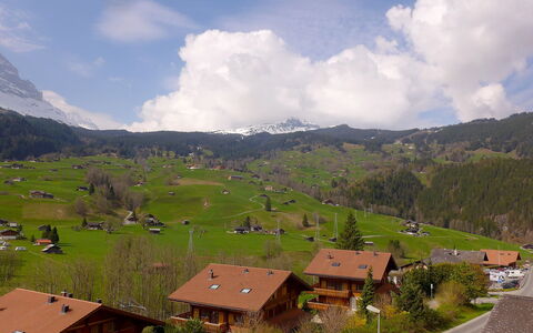 Chalet Beausite: Cloud, Sky, Mountain, Plant, Ecoregion, Building, Nature, Natural Landscape, House, Tree