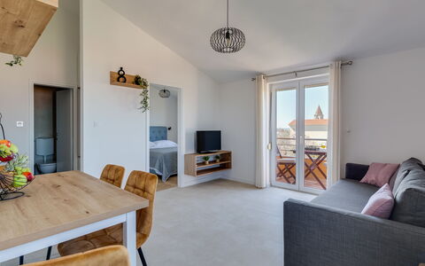 Accommodation:&nbsp;Bonex 137.7