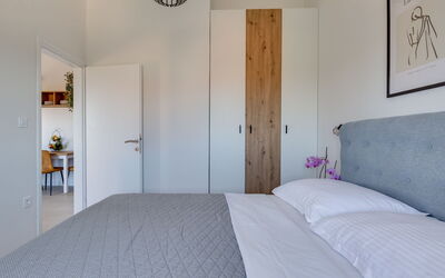 Accommodation:&nbsp;Bonex 137.2