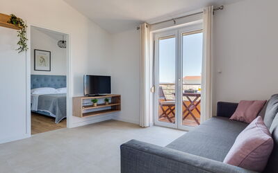 Accommodation:&nbsp;Bonex 137.2