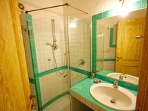 Accommodation:&nbsp;La Grotta