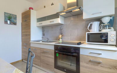 Accommodation:&nbsp;Lili 307.1