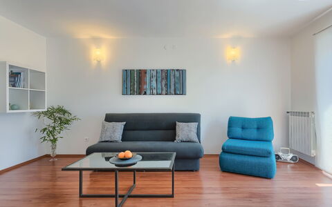 Gojak: Couch, Table, Furniture, Property, Comfort, Azure, Picture Frame, Wood, Interior Design, Lighting