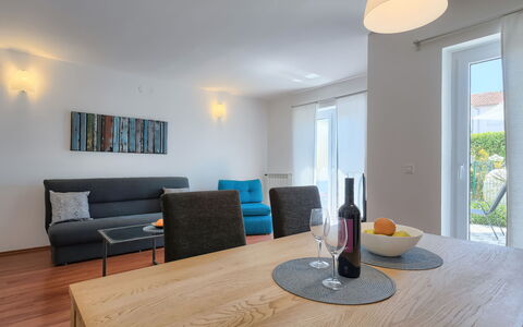 Gojak: Table, Furniture, Property, Window, Building, Wood, Lighting, Interior Design, Comfort, Living Room