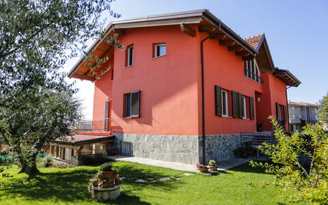 Antonietta: House, Property, Building, Home, Real Estate, Farmhouse, Cottage, Rural Area, Architecture, Land Lot
