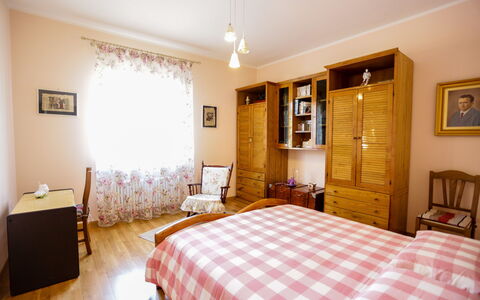 Antonietta: Bedroom, Room, Furniture, Bed, Property, Bed Sheet, Bed Frame, Interior Design, Building, Floor
