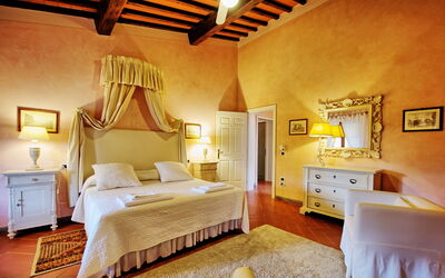 Accommodation:&nbsp;Giaggiolo