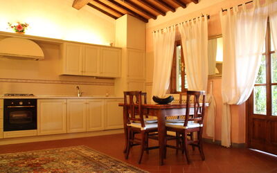 Accommodation:&nbsp;Leccio