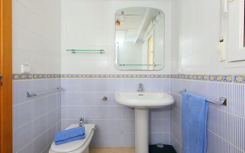 Estrella del Mar: Mirror, Plumbing Fixture, Tap, Sink, Property, Bathroom Sink, Blue, Purple, Bathroom, Interior Design