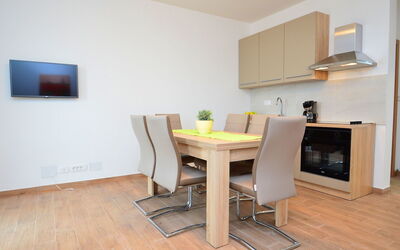 Accommodation:&nbsp;Kika 116.1
