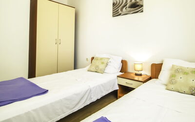 Accommodation:&nbsp;Dragica 264.1
