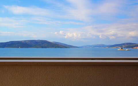 Villa Mustra: Blue, Body Of Water, Sky, Sea, Horizon, Water, Ocean, Azure, Coast, Shore