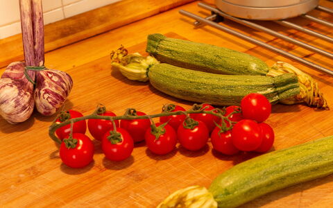 Podere Il Doccio: Food, Ingredient, Produce, Tableware, Natural Foods