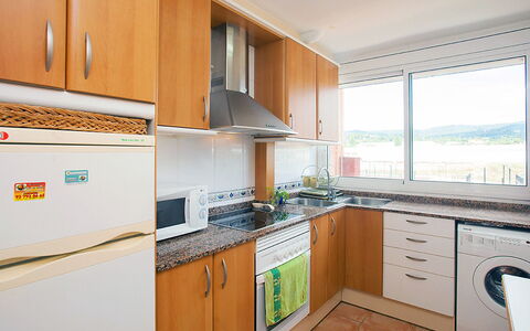 Mariola: Cabinetry, Countertop, Property, Kitchen Sink, Kitchen Appliance, Kitchen Stove, Sink, Kitchen, Wood, Home Appliance