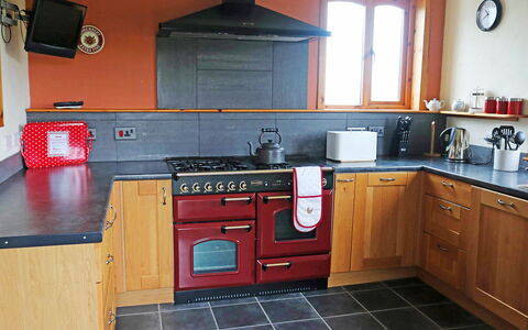 Fiskavaig: Cabinetry, Countertop, Kitchen Sink, Kitchen Appliance, Kitchen Stove, Kitchen, Window, Home Appliance, Blue, Sink