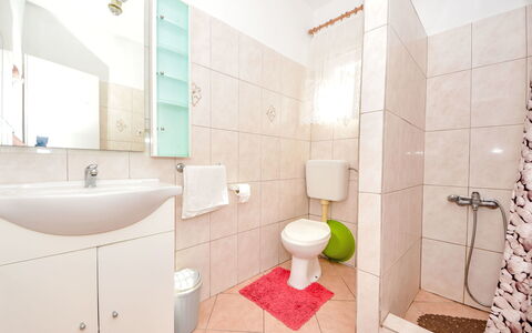 Tino: Mirror, Property, Plumbing Fixture, Sink, Bathroom, Tap, Bathroom Sink, Purple, Building, Interior Design