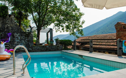 1000 e 1 Notte: Water, Property, Swimming Pool, Sky, Azure, Blue, Plant, Tree, Body Of Water, Leisure
