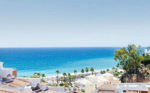 Nerja Penthouse: Water, Sky, Property, Building, Plant, Seaside Resort, Azure, Arecales, House, Tree