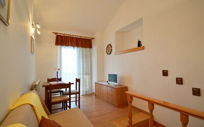 Accommodation:&nbsp;Zvonko 302.1