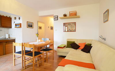 Accommodation:&nbsp;Zvonko 302.2