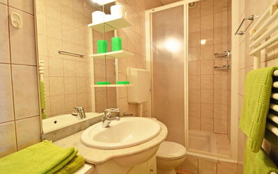 Accommodation:&nbsp;Zvonko 302.2