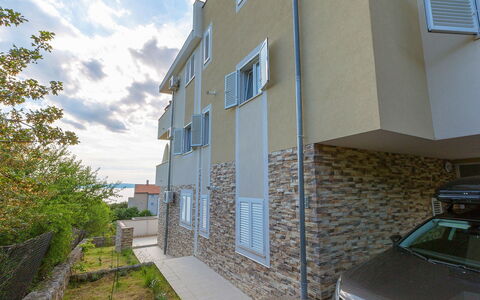 Novi Vinodolski Klenovica 104: Daytime, Property, Car, Cloud, Vehicle, Plant, Building, Window