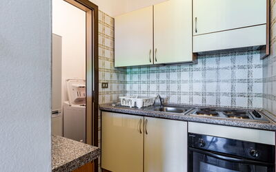 Accommodation:&nbsp;B116 200.1